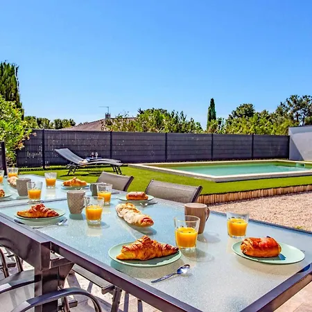 Вилла Zephyr By