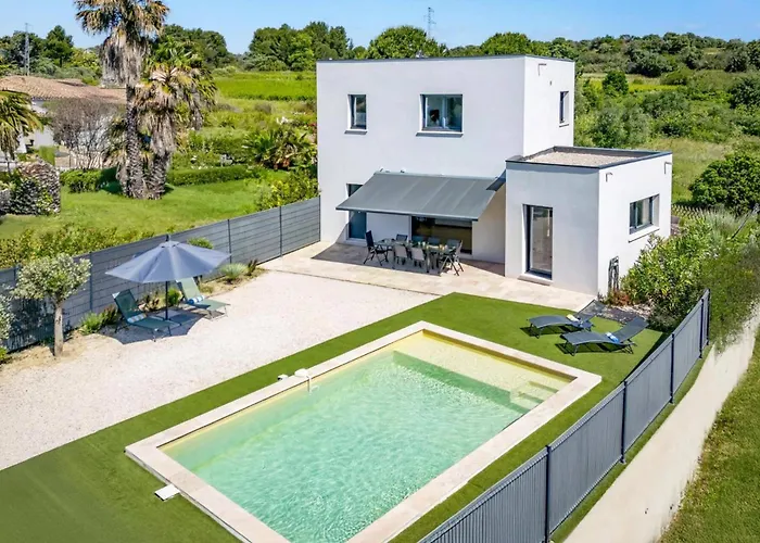 Villa Zephyr By Tourbes